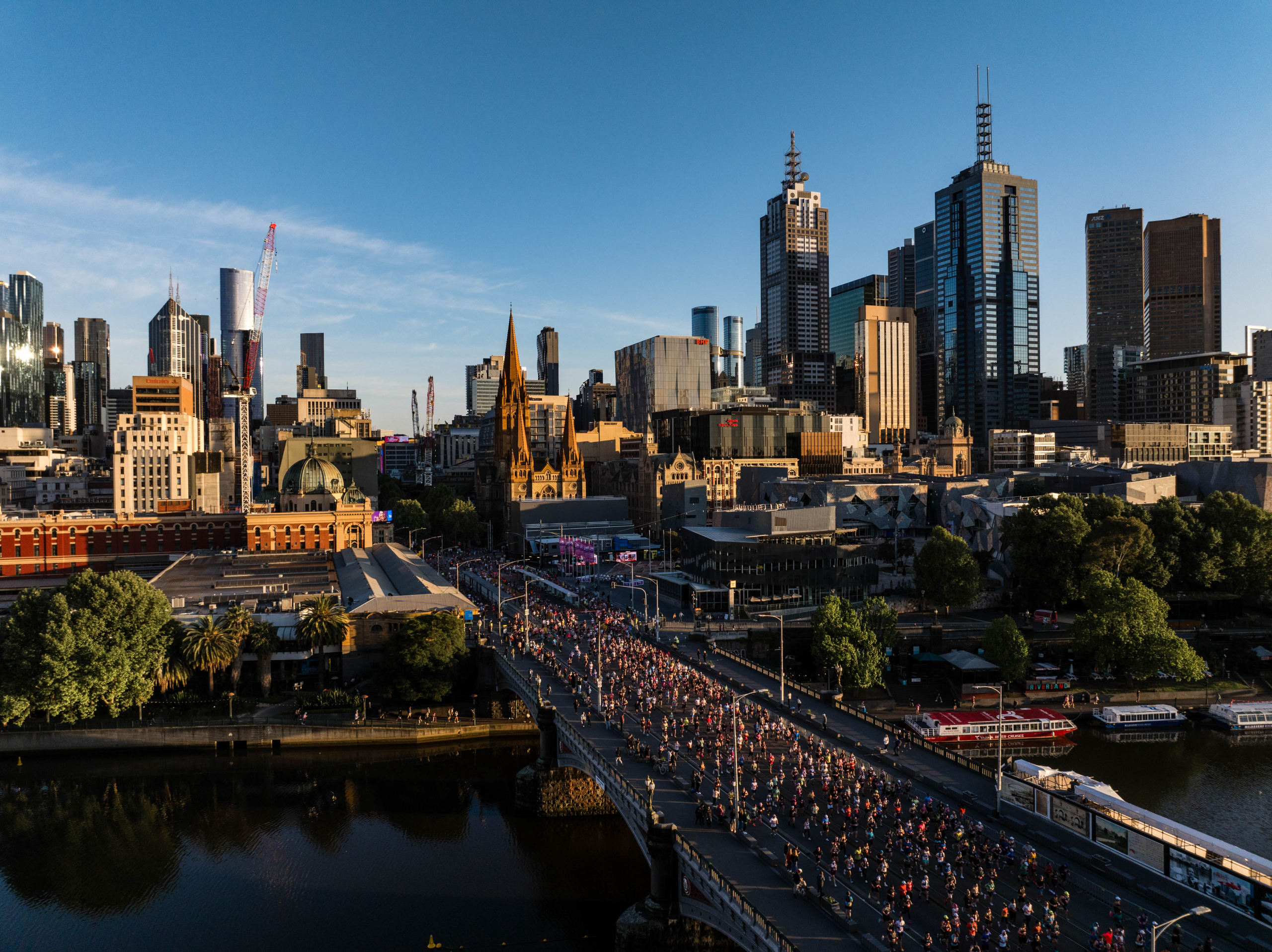 Nike Melbourne Marathon, Melbourne, Victoria. (Photo: RaceAtlas / Alexander Polizzi)