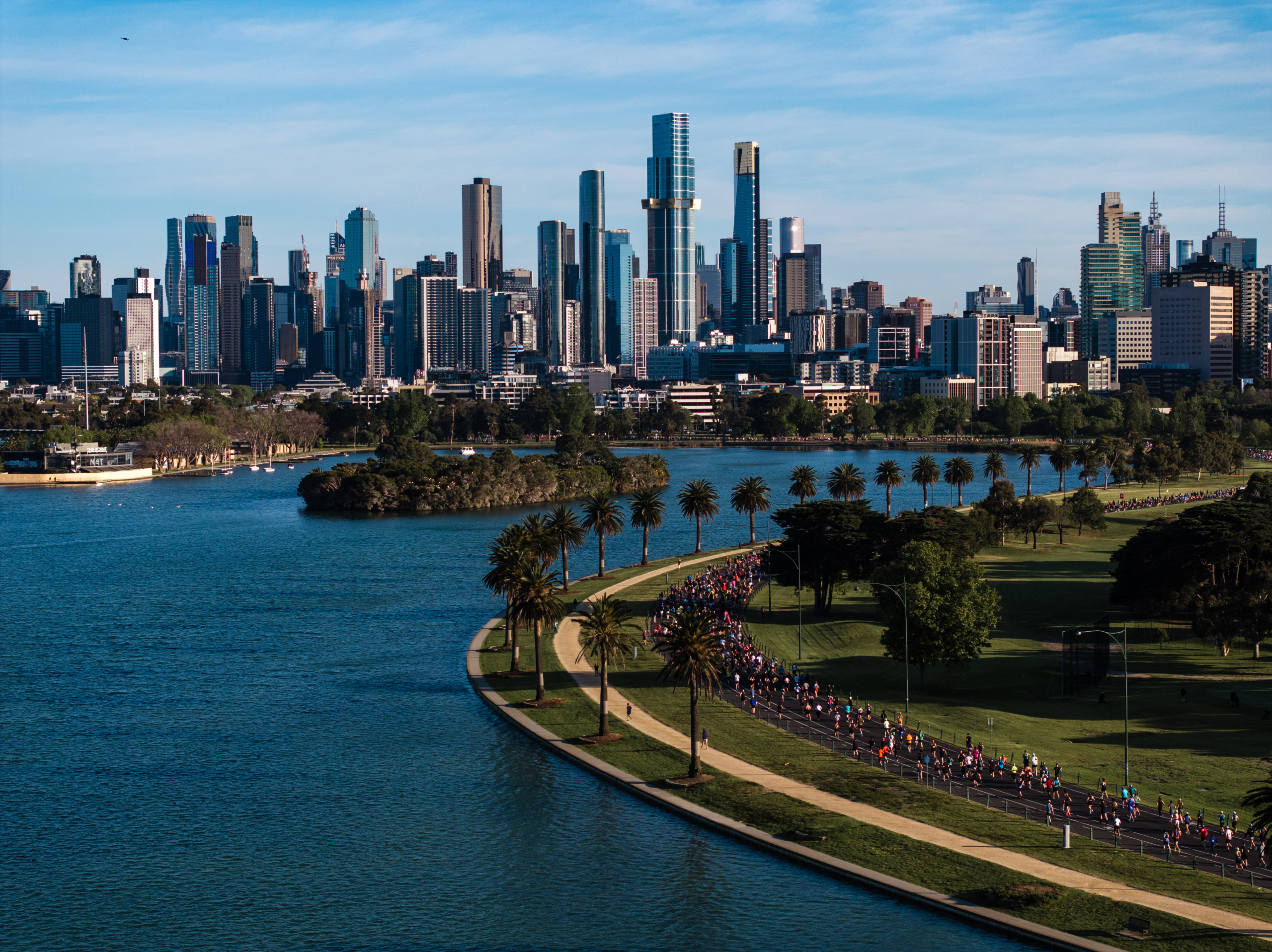 Nike Melbourne Marathon, Melbourne, Victoria. (Photo: RaceAtlas / Alexander Polizzi)