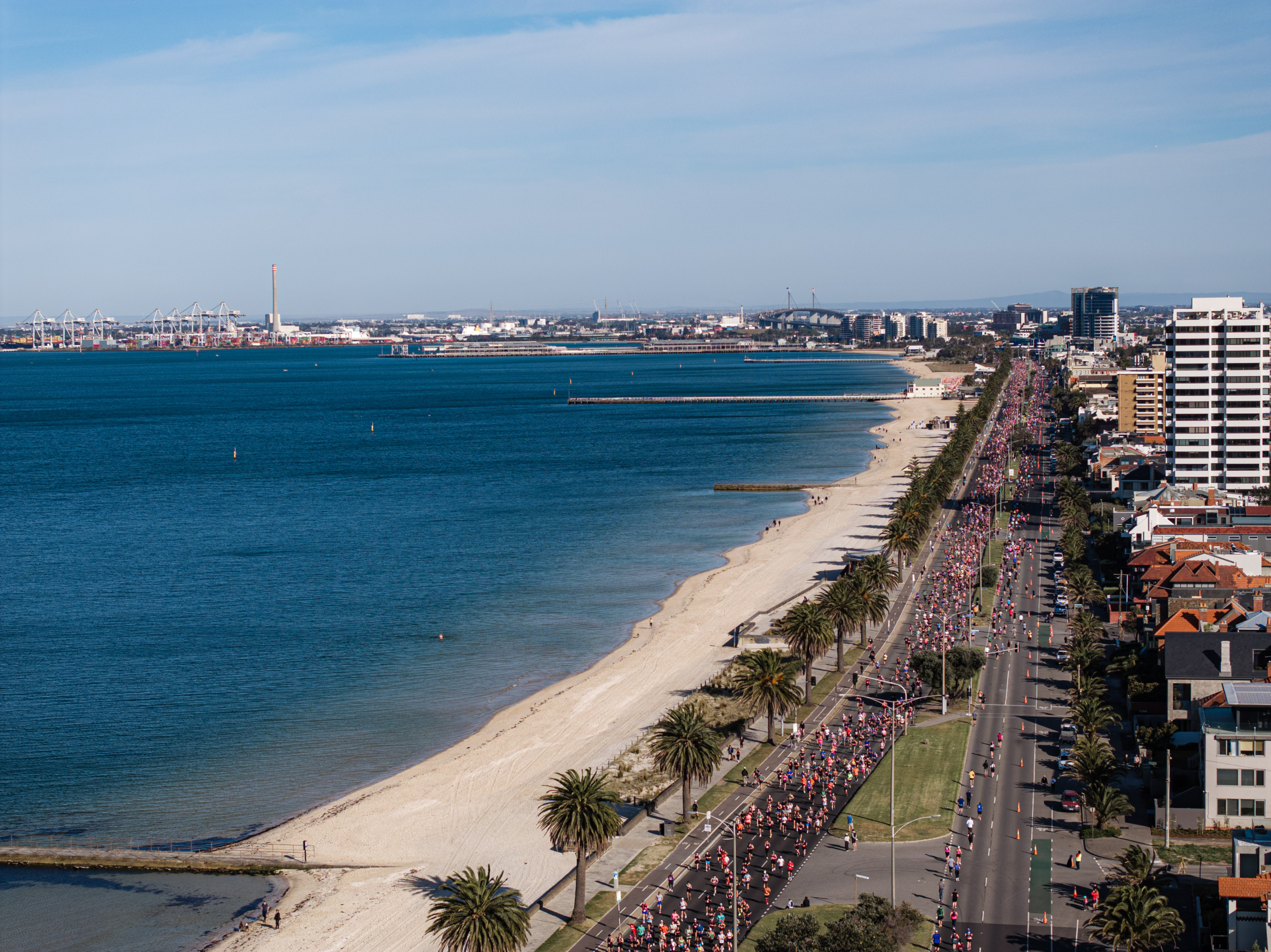 Nike Melbourne Marathon, Melbourne, Victoria. (Photo: RaceAtlas / Alexander Polizzi)