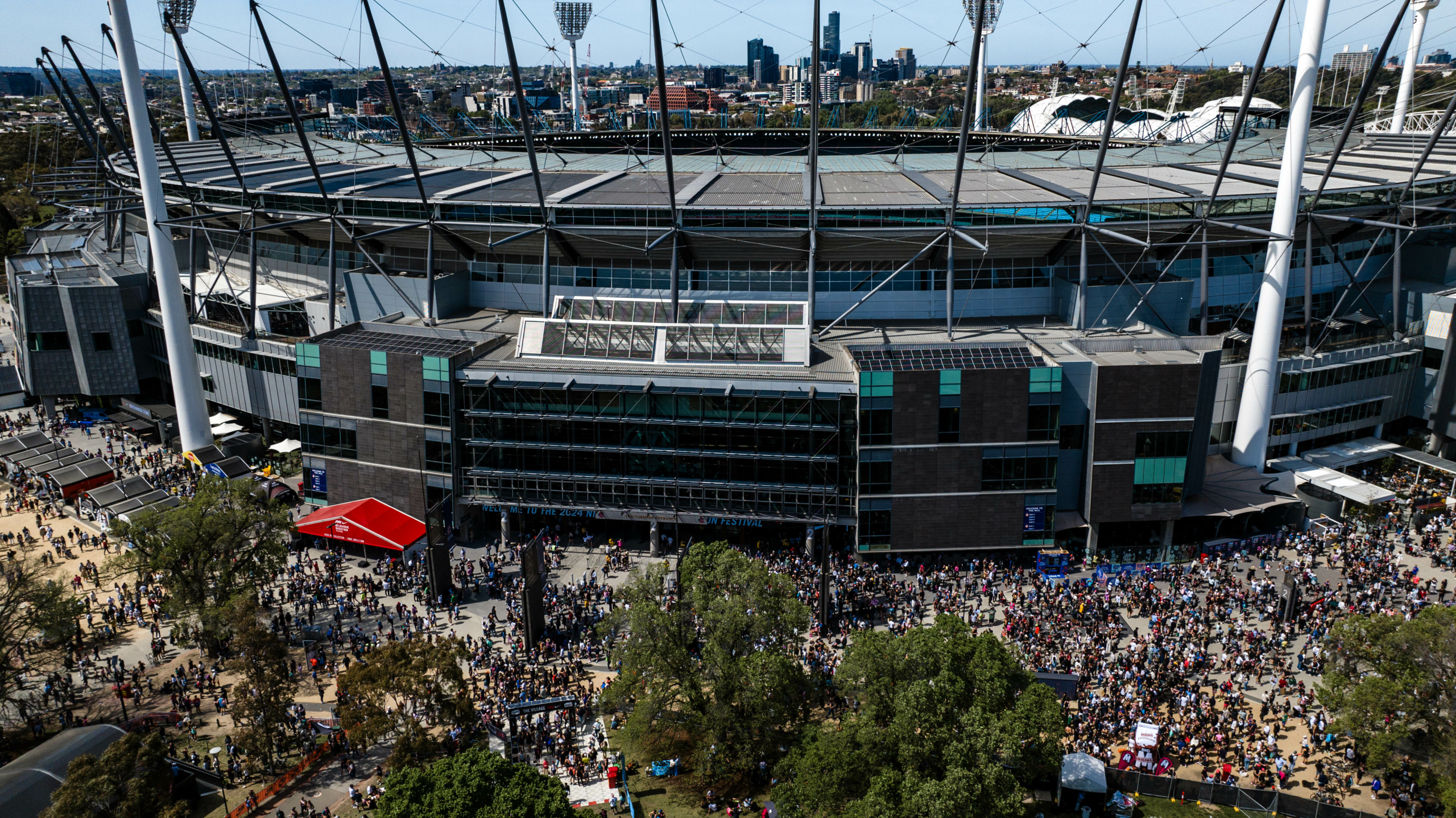 Nike Melbourne Marathon, Melbourne, Victoria. (Photo: RaceAtlas / Alexander Polizzi)